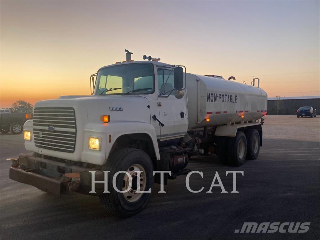 Ford L8000 Tanker trucks