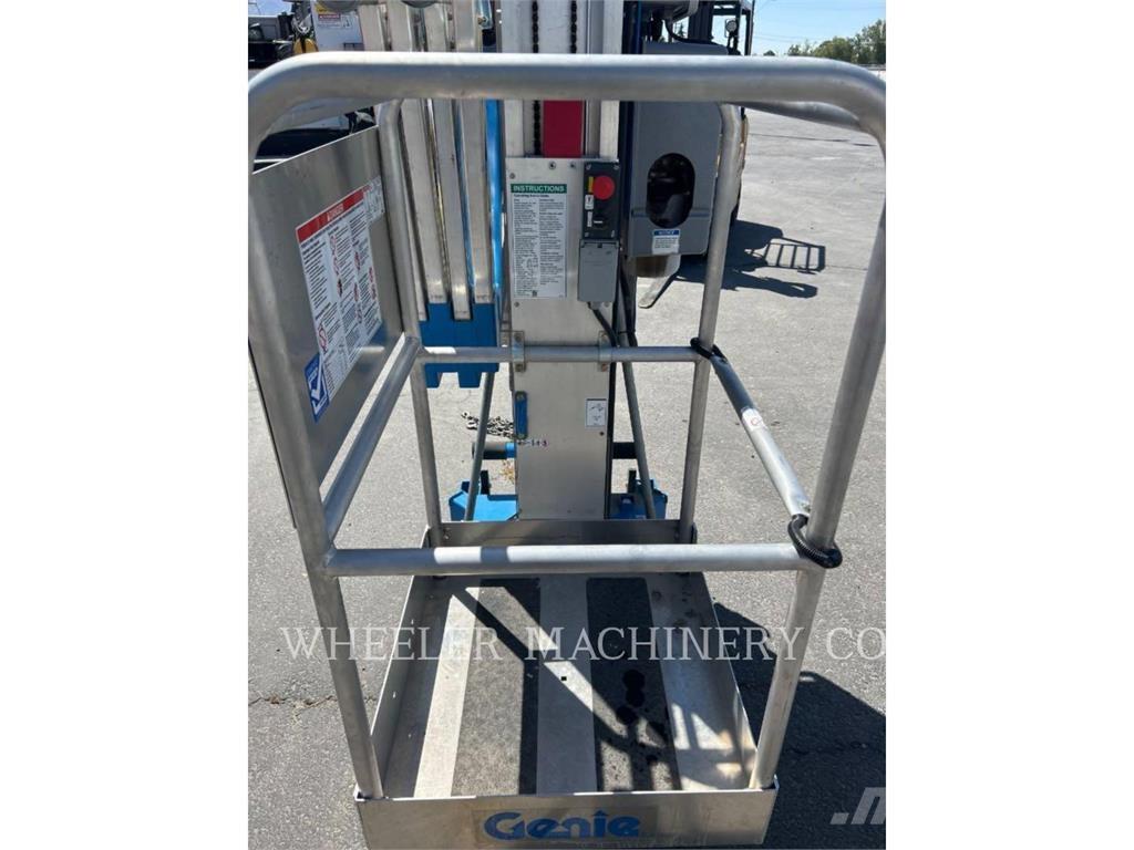 Genie AWP30S Scissor lifts