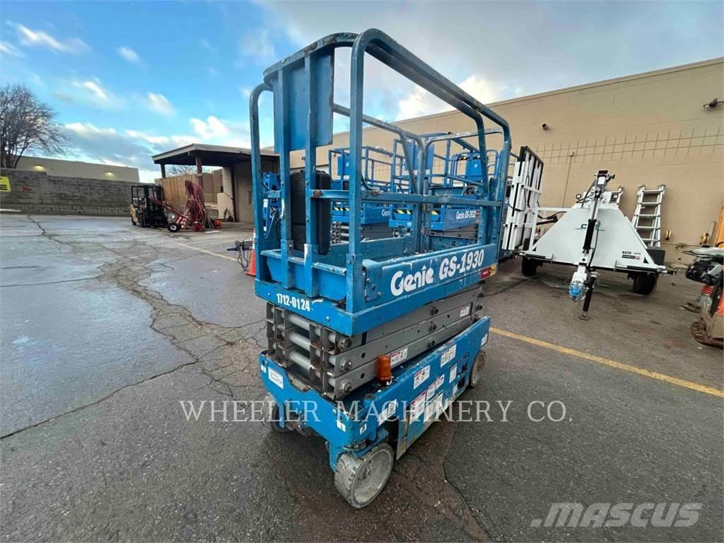Genie GS1930 Scissor lifts