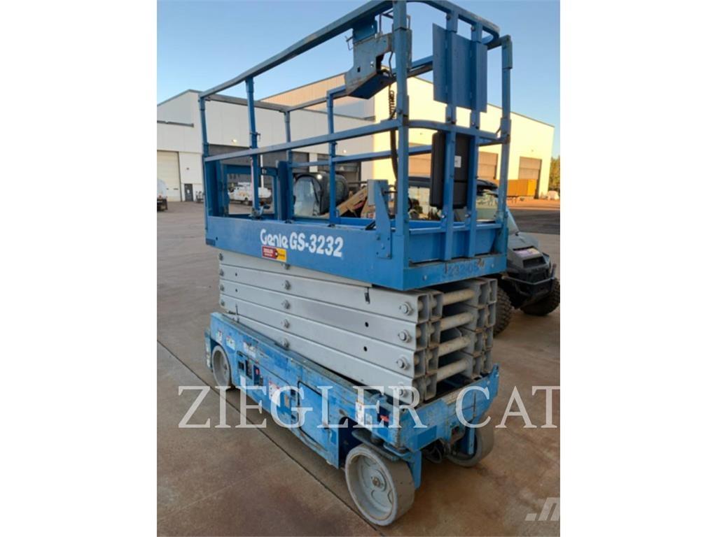 Genie GS3232 Scissor lifts