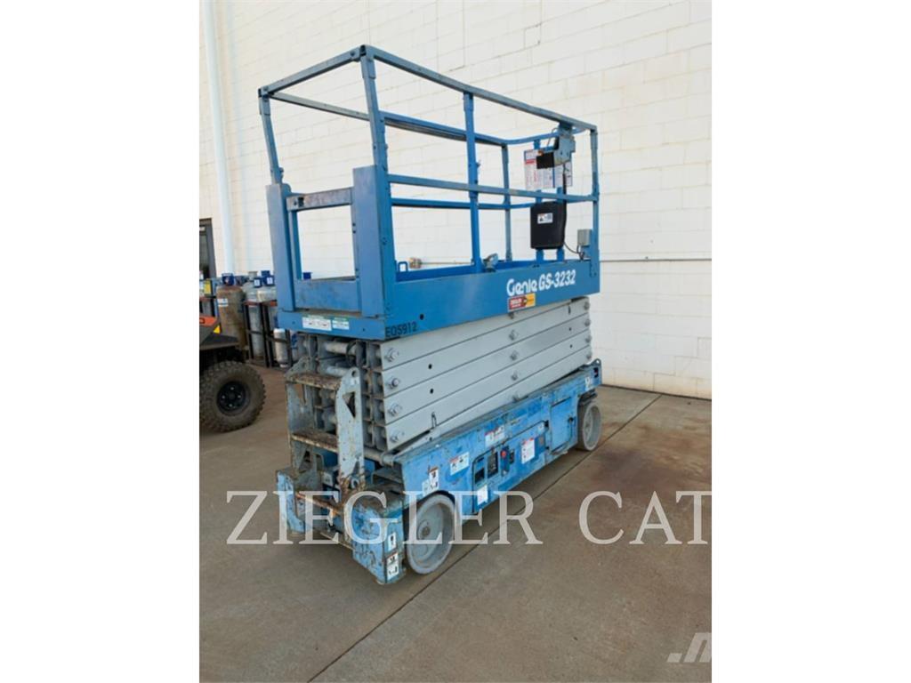 Genie GS3232 Scissor lifts