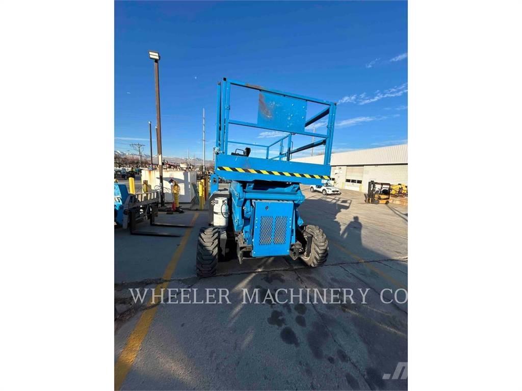 Genie GS4390 RT Scissor lifts