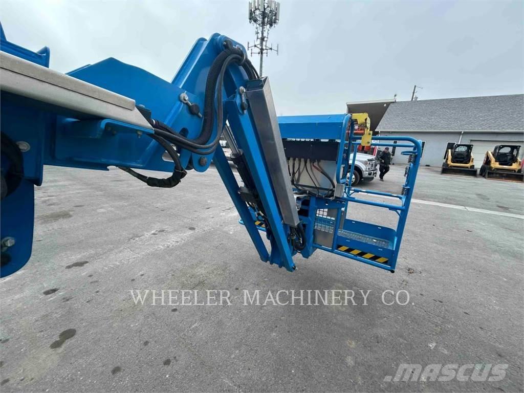 Genie GS4390 RT Scissor lifts