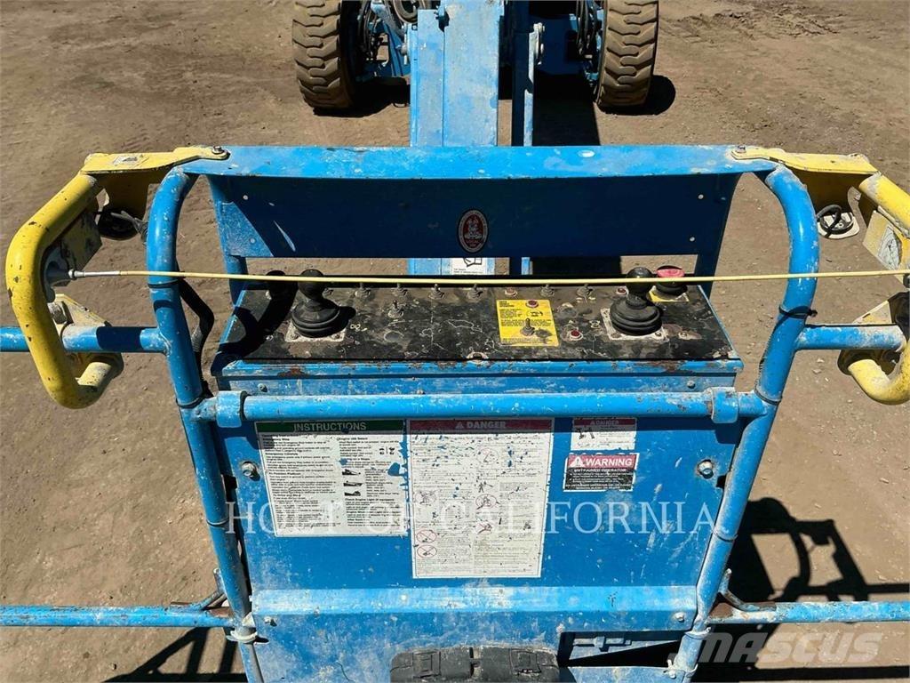 Genie S-45 Articulated boom lifts