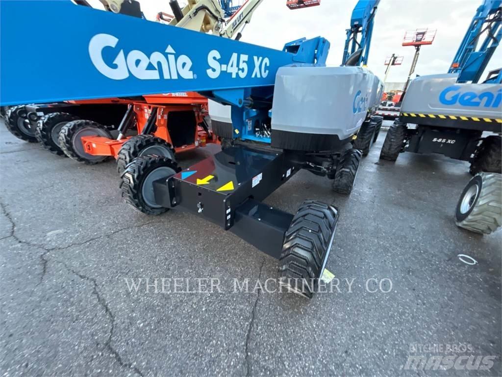 Genie S45XC Articulated boom lifts