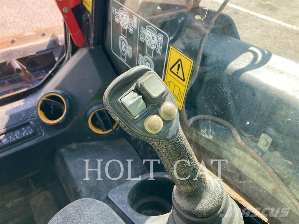JCB 270T Crawler FEL's
