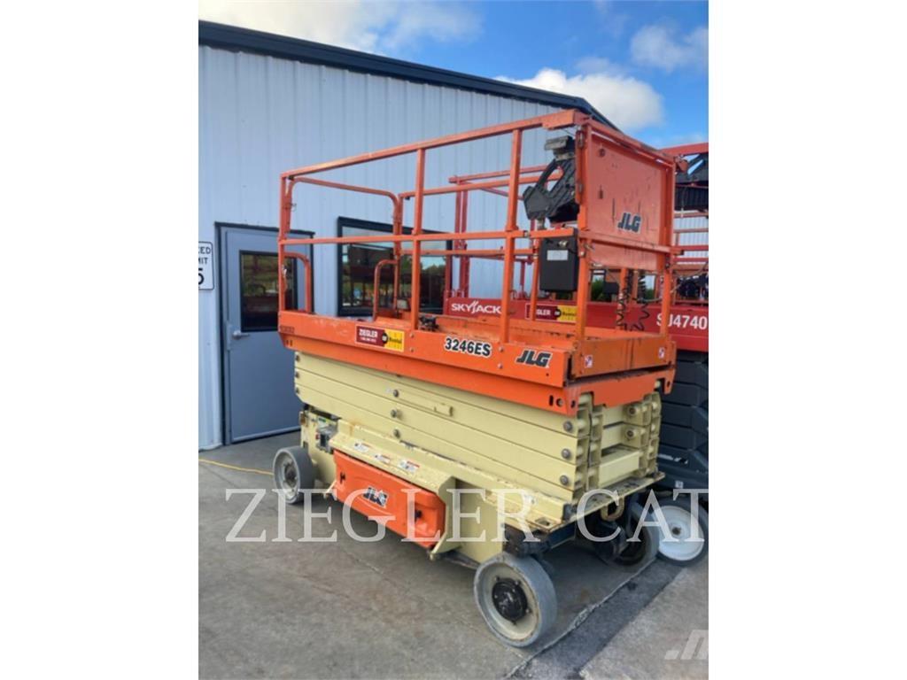 JLG 3246ES Scissor lifts