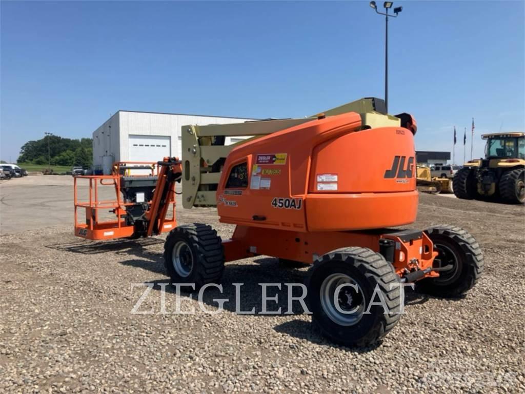 JLG 450AJ Articulated boom lifts