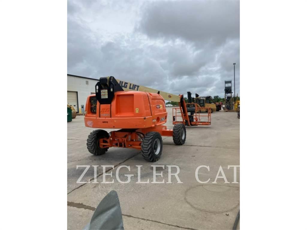 JLG 460SJ Articulated boom lifts