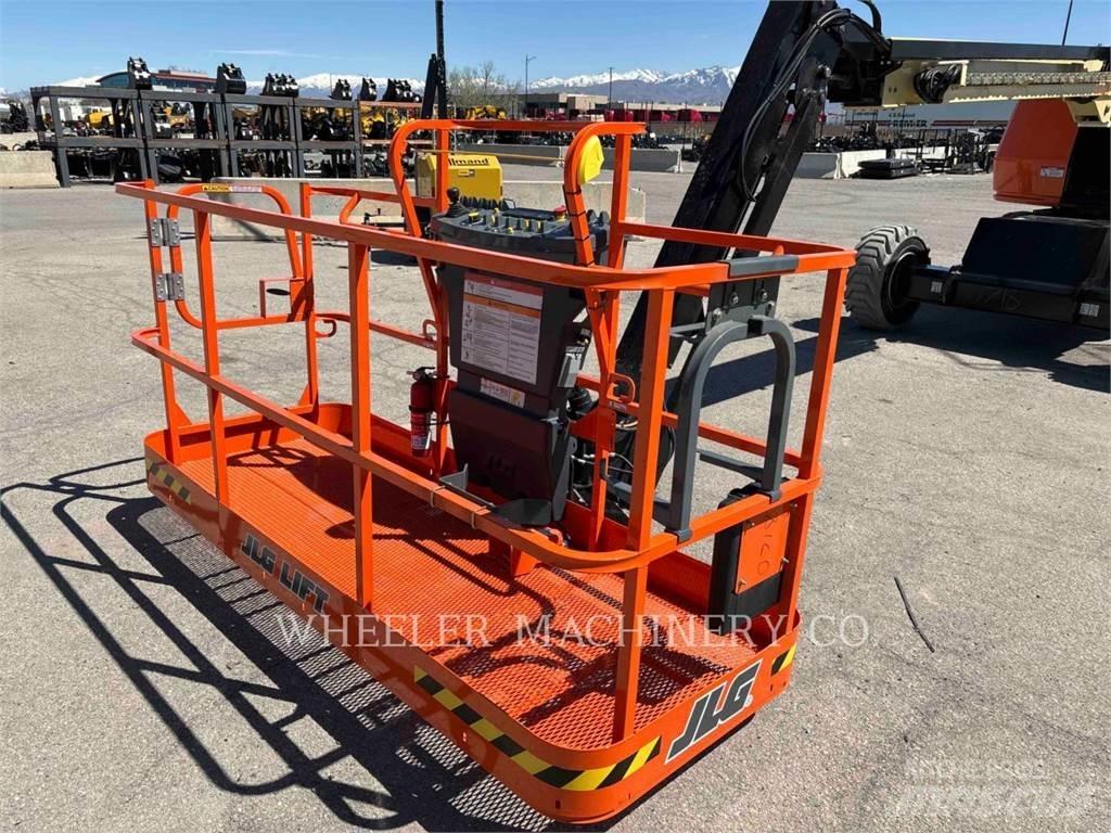 JLG 460SJ SP Articulated boom lifts