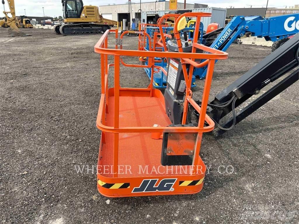 JLG 460SJ SP Articulated boom lifts