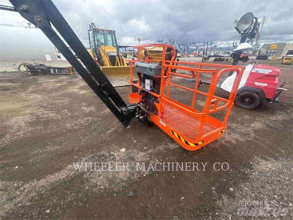 JLG 460SJ SP Articulated boom lifts