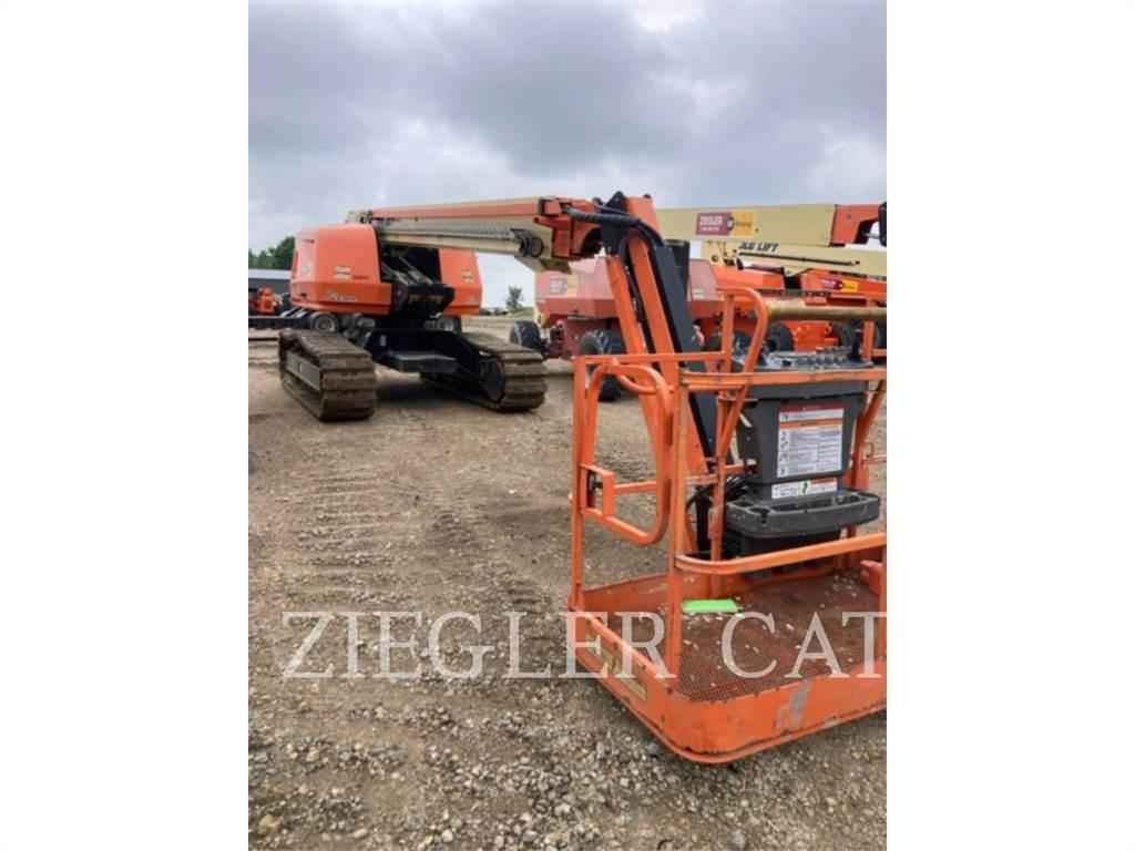 JLG 600SJC Articulated boom lifts