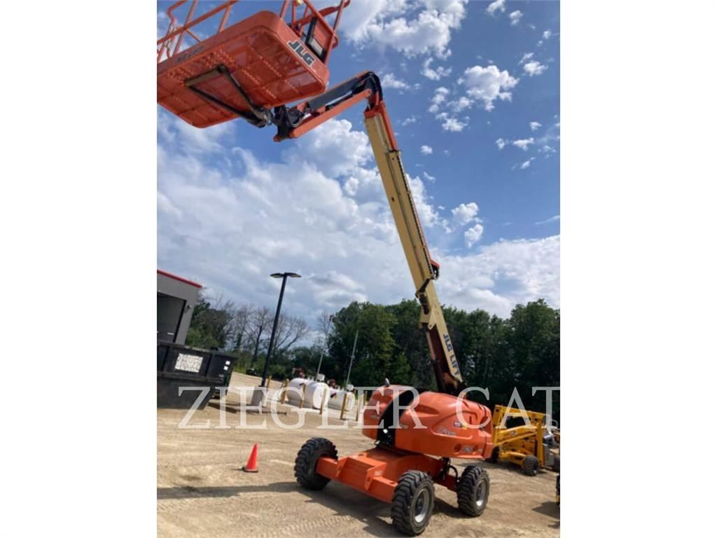JLG 660SJ Articulated boom lifts