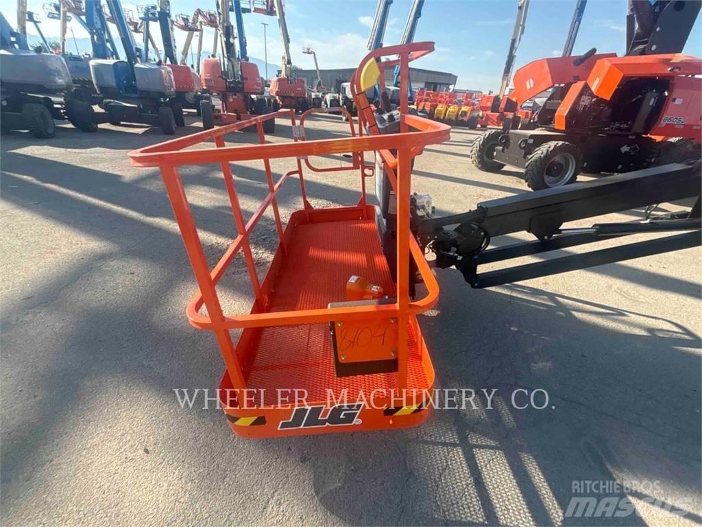 JLG 660SJ SP Articulated boom lifts