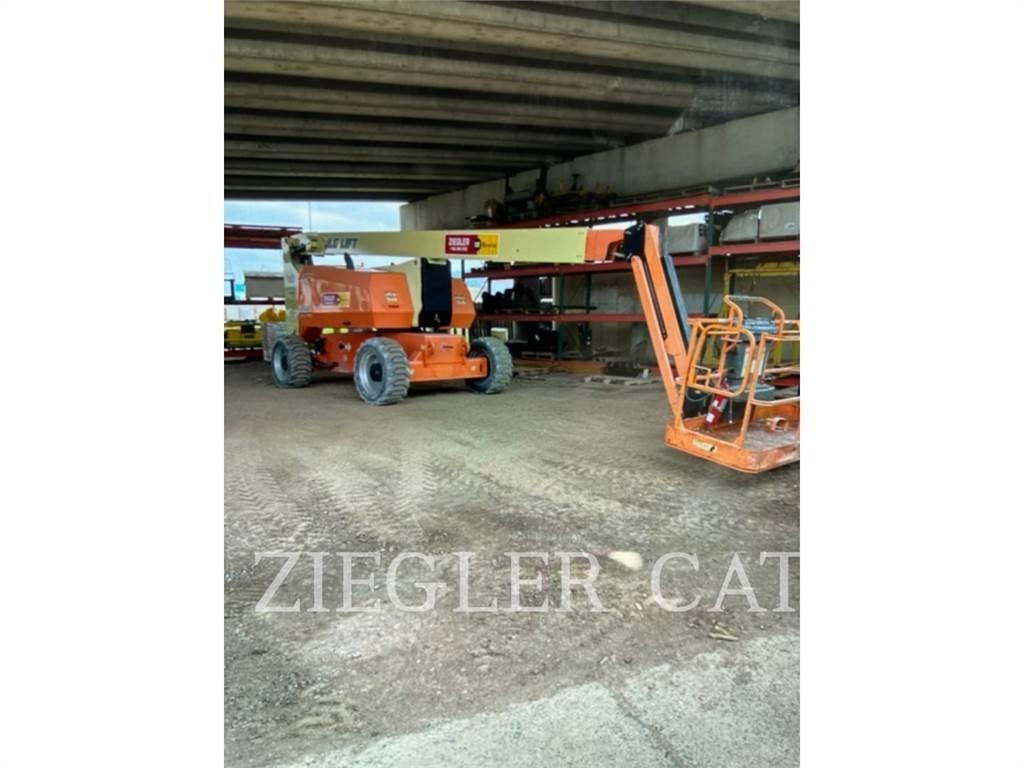 JLG 800AJ Articulated boom lifts