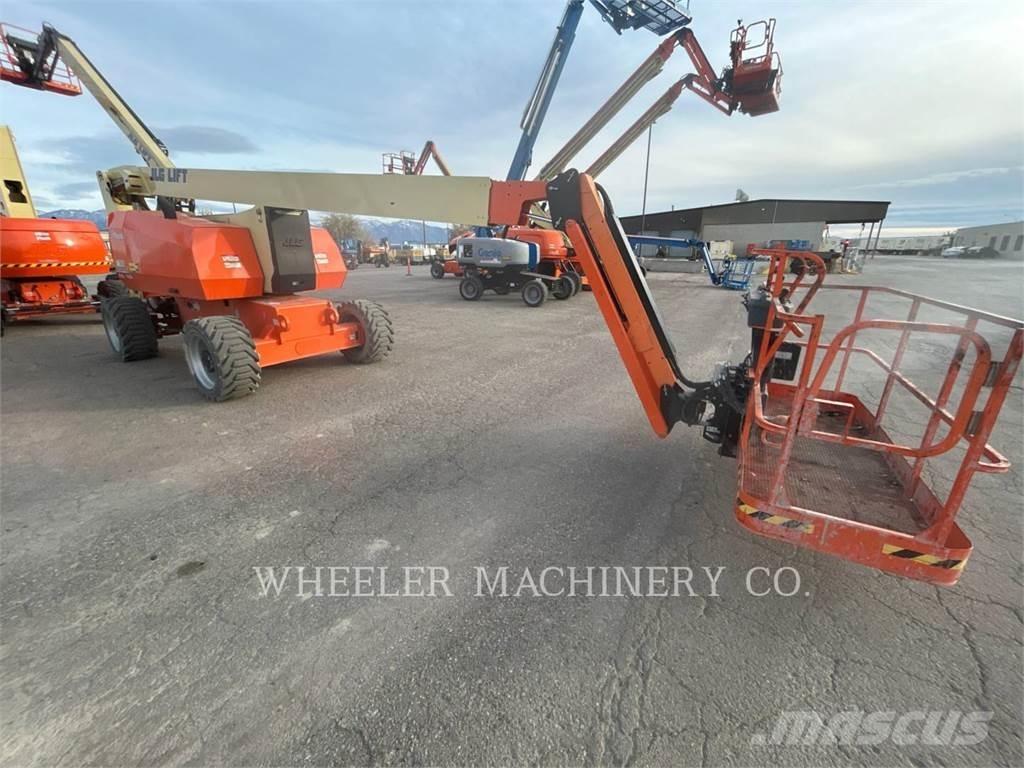 JLG 800AJ SP Articulated boom lifts