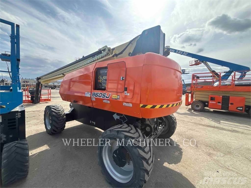 JLG 860SJ Articulated boom lifts
