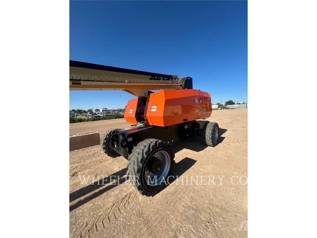 JLG 860SJ Articulated boom lifts
