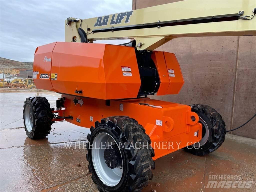 JLG 860SJ SP Articulated boom lifts