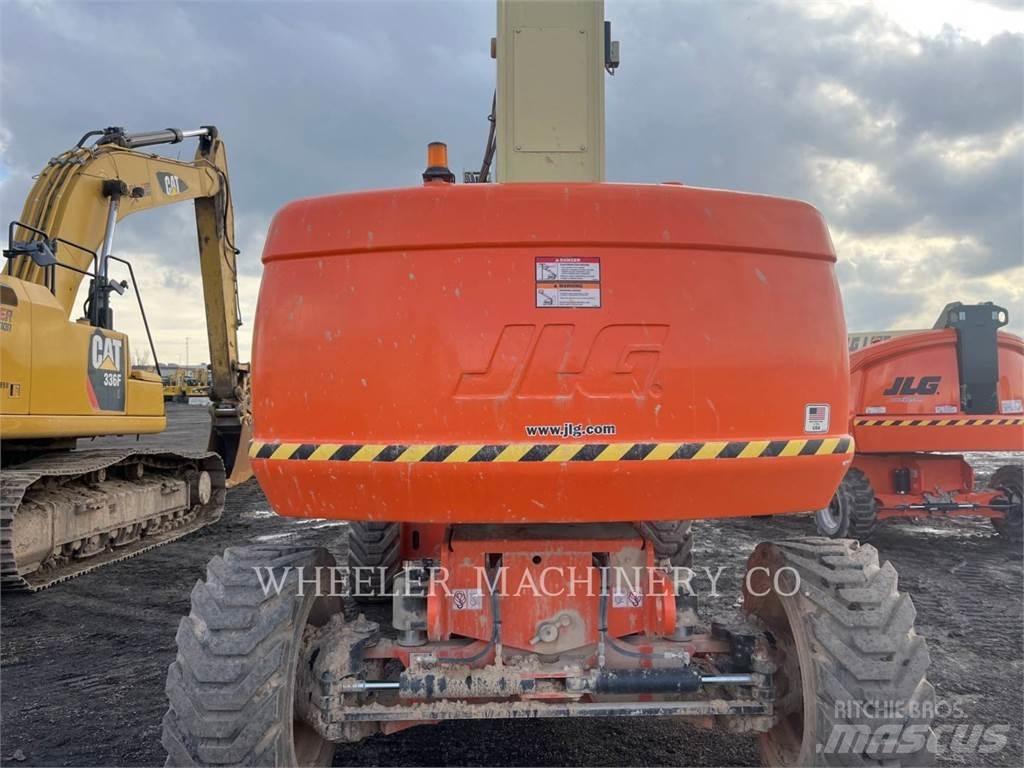 JLG 860SJ SP Articulated boom lifts