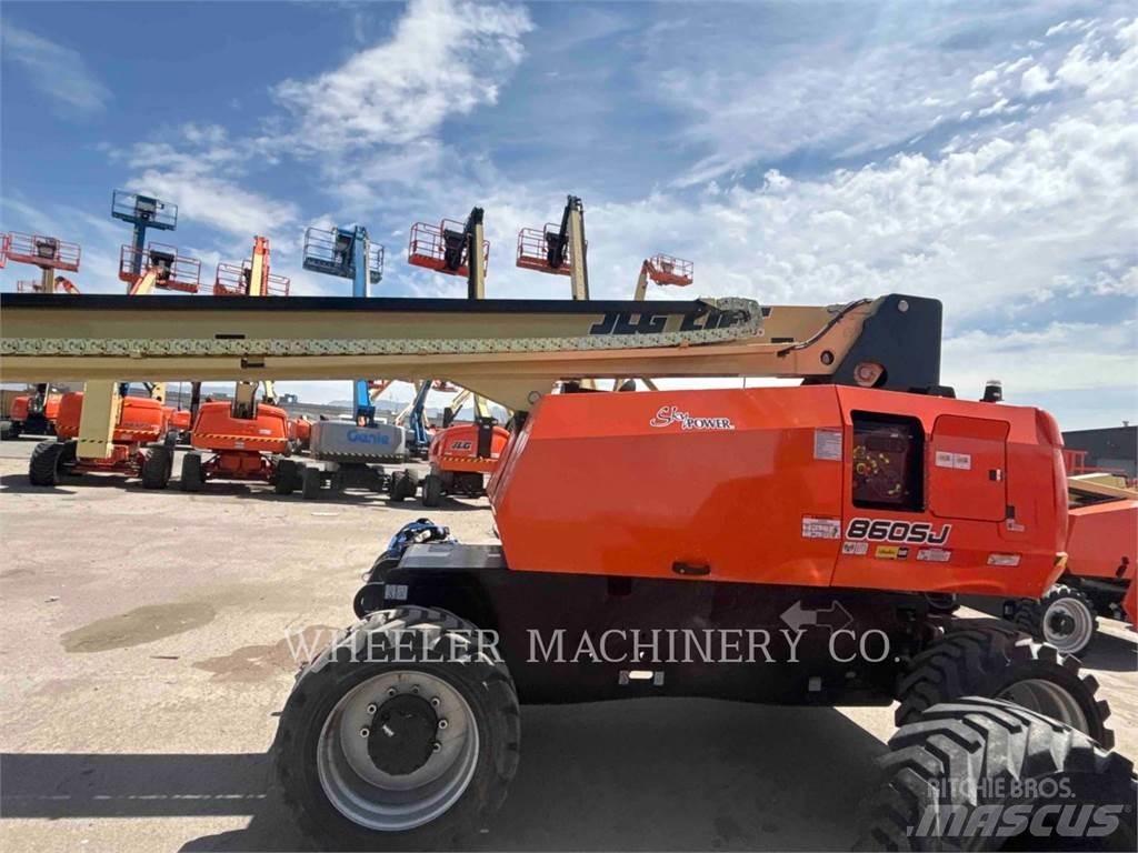 JLG 860SJ SP Articulated boom lifts