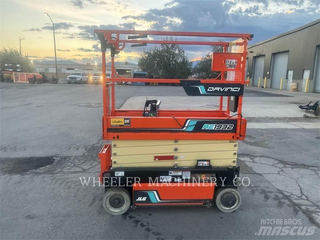 JLG AE1932 Scissor lifts