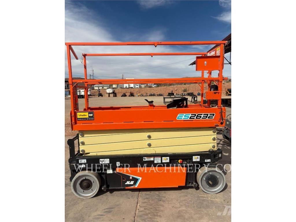 JLG ES2632 Scissor lifts