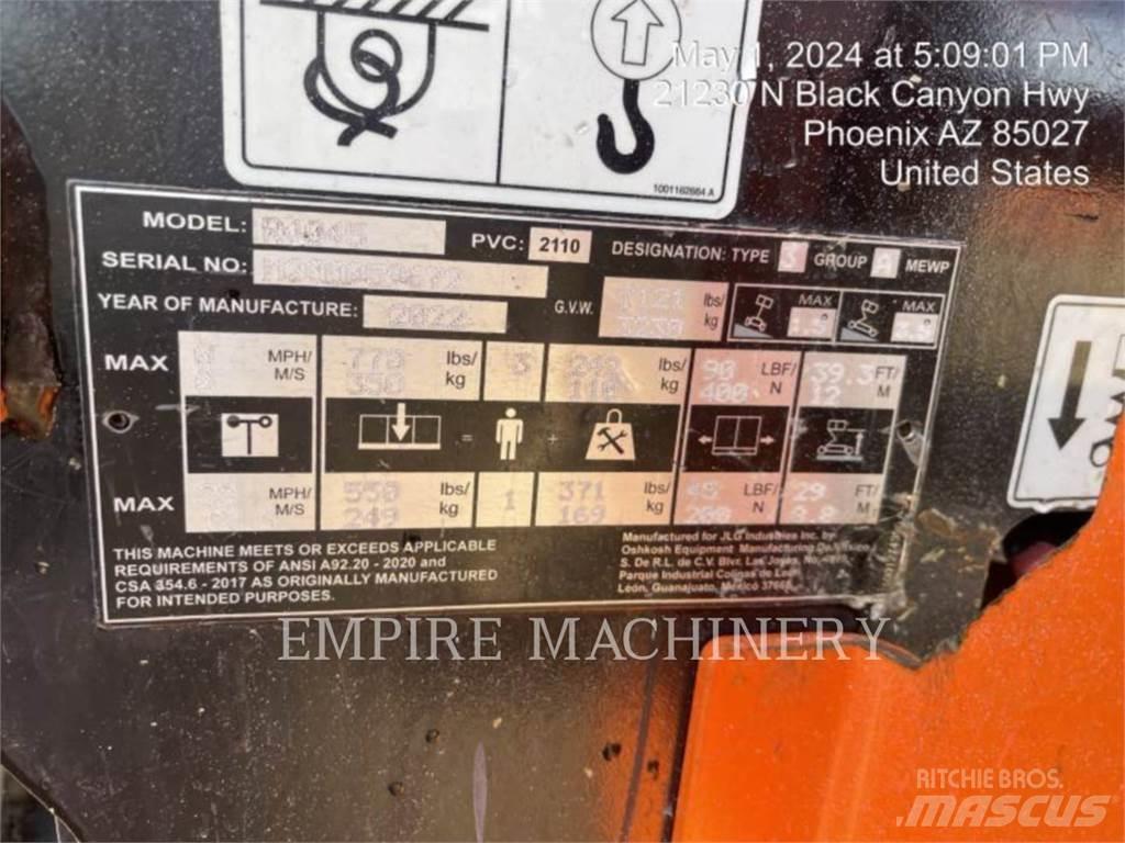 JLG R4045 Articulated boom lifts