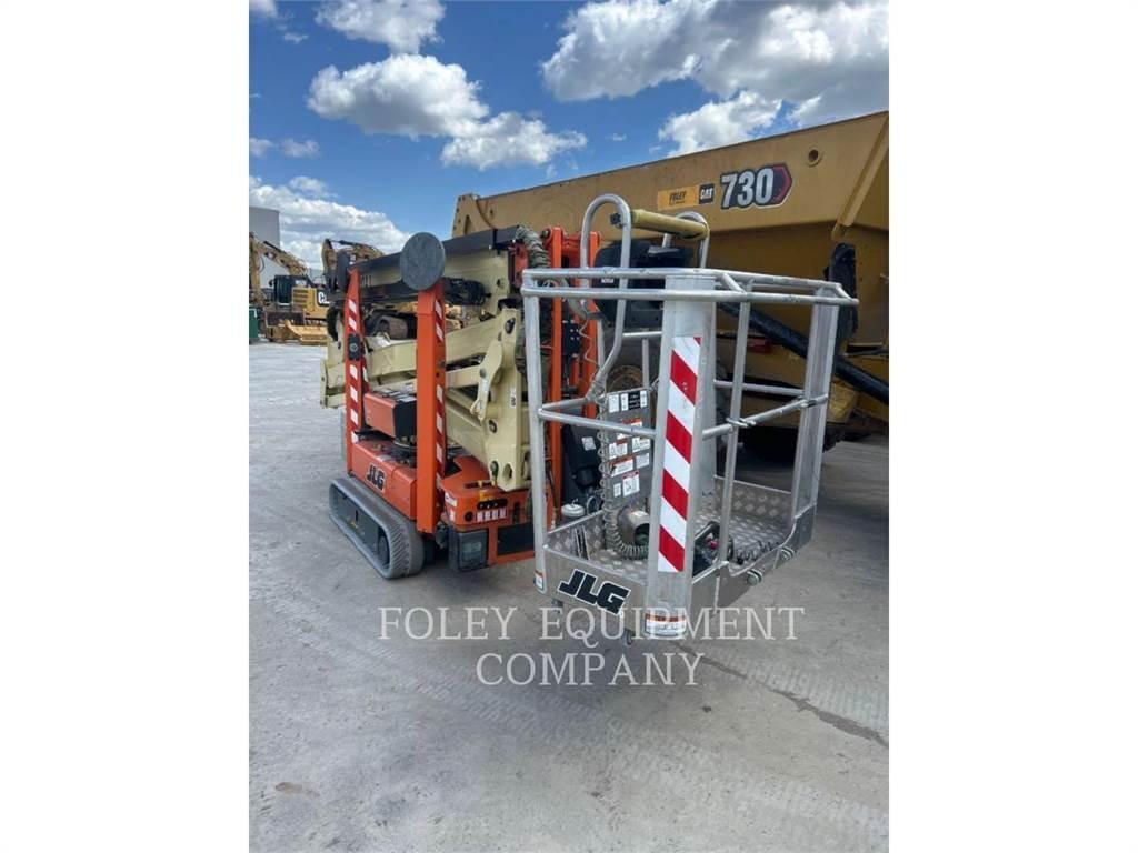 JLG X600AJ Articulated boom lifts
