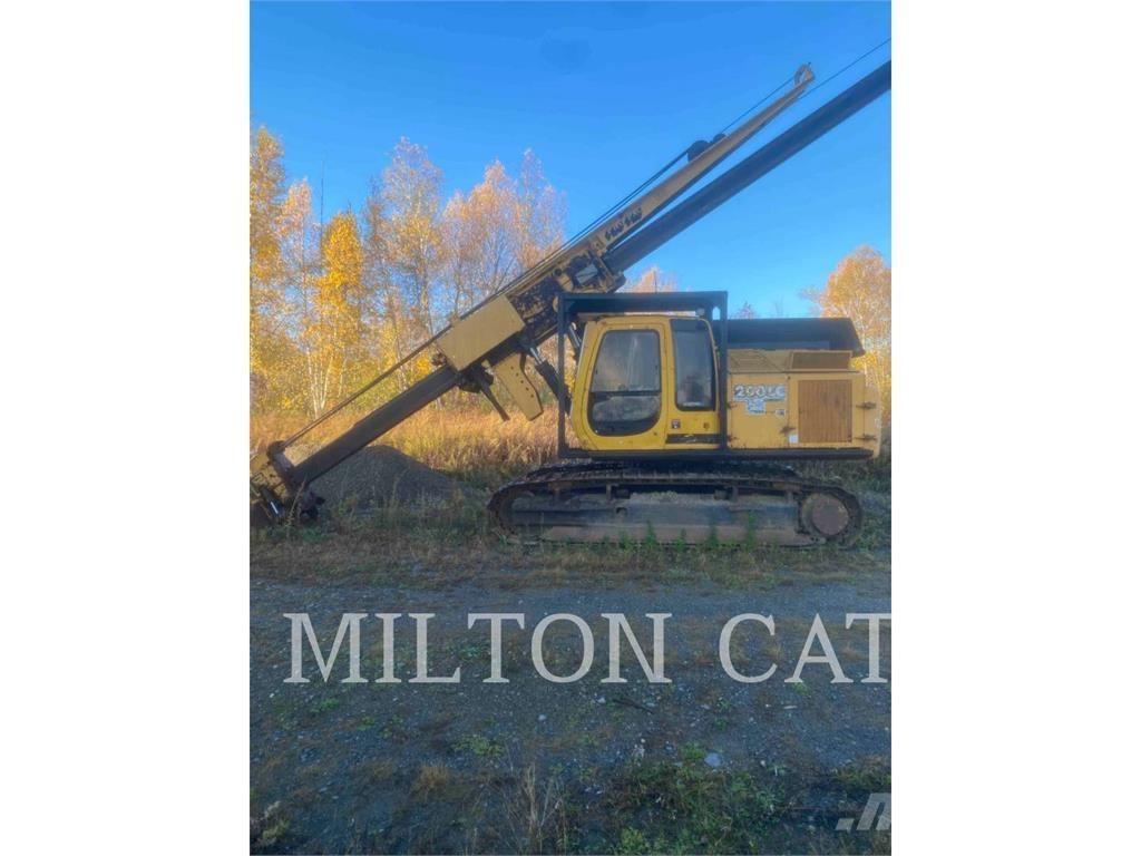 John Deere 200 LC Other