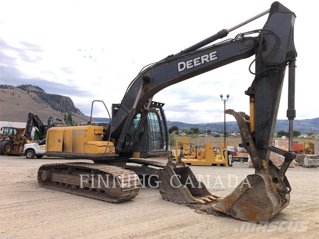 John Deere 200DLC Crawler excavators