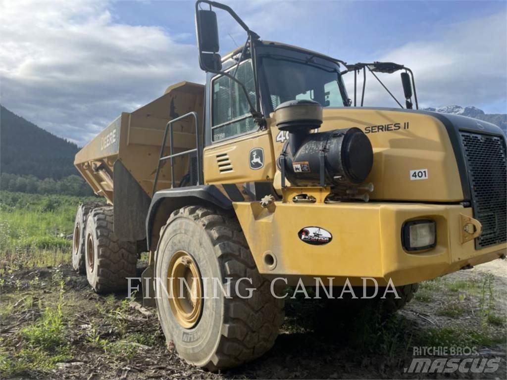 John Deere 400D Articulated Haulers