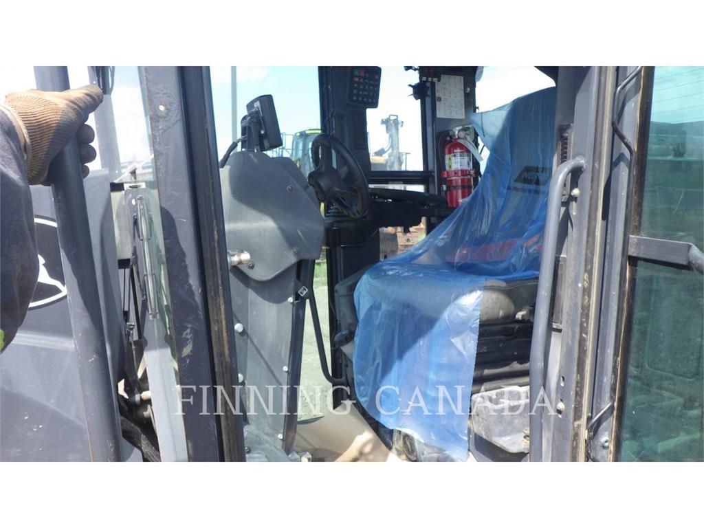 John Deere 770GP Graders