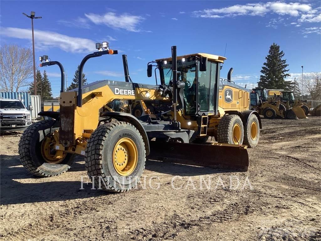 John Deere 772GP Graders