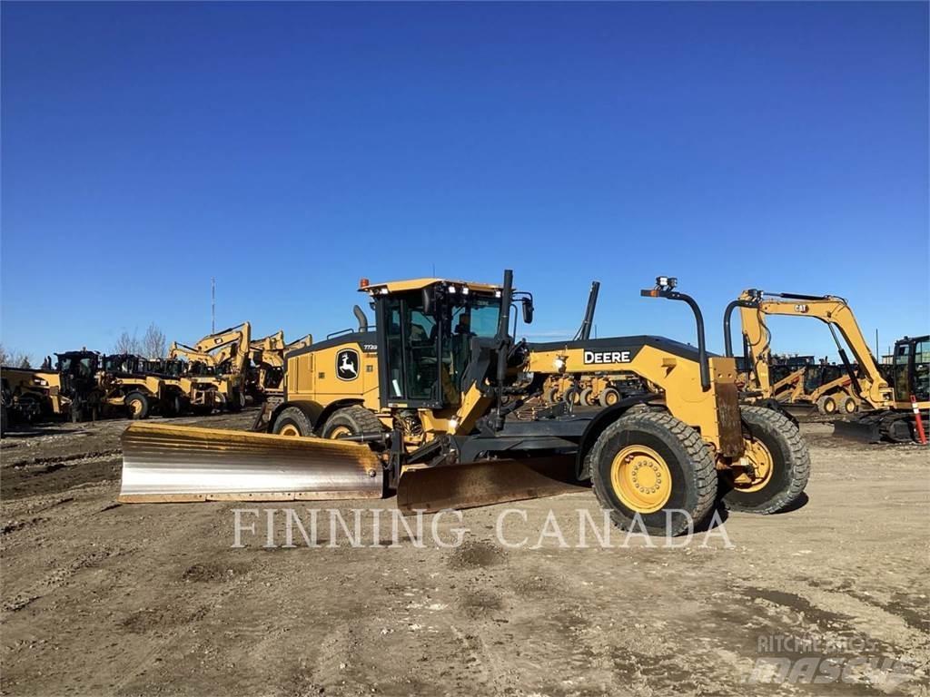 John Deere 772GP Graders