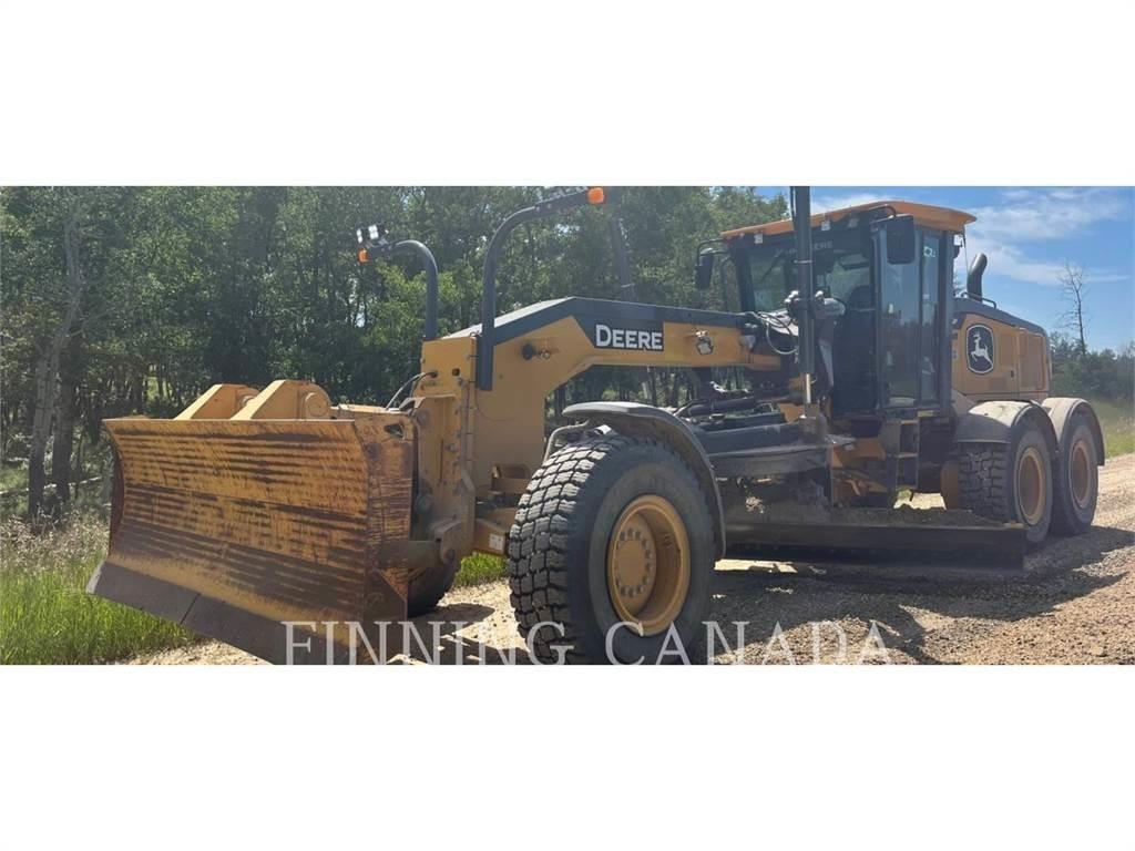 John Deere 772GP Graders