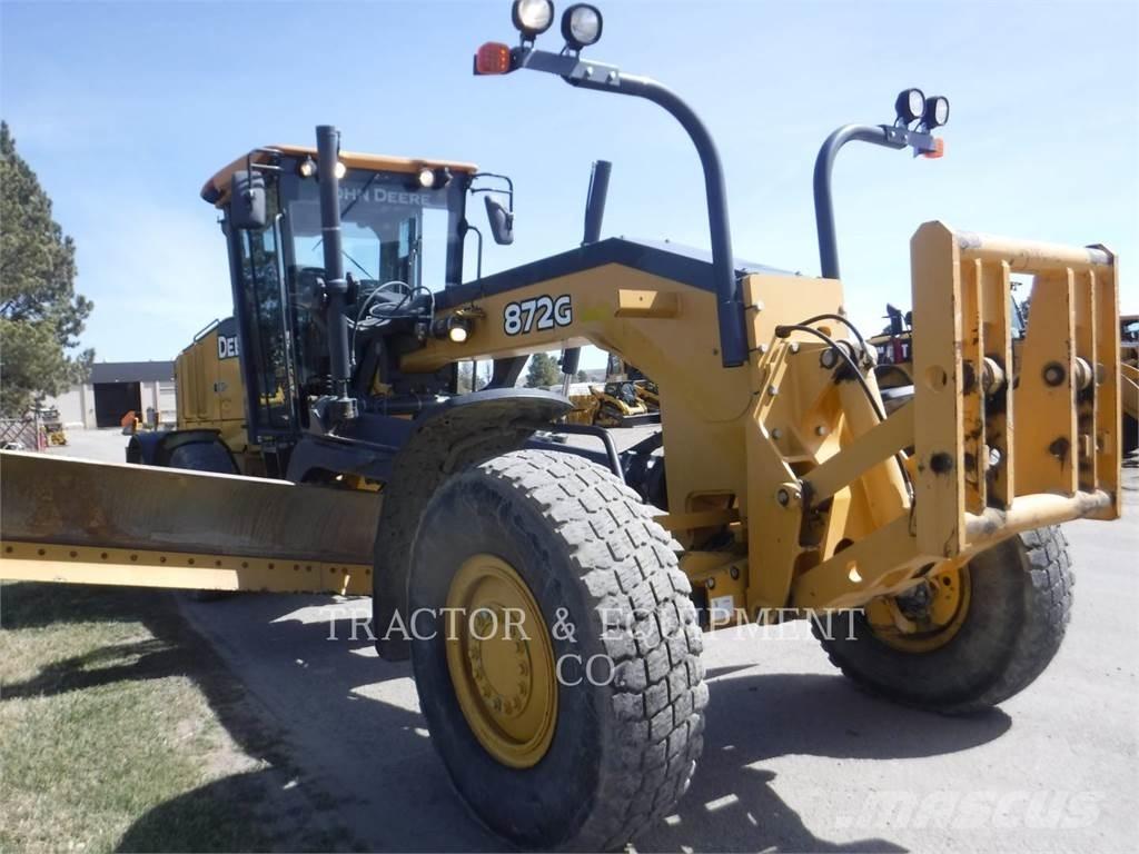 John Deere 872G Graders