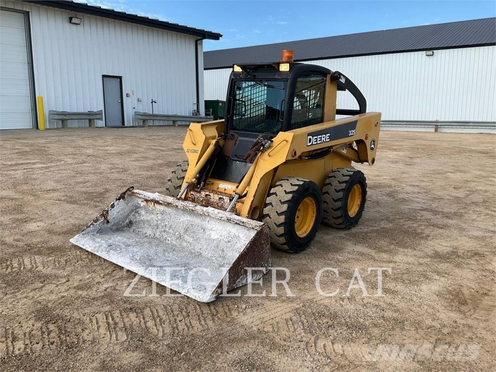 John Deere & CO. 325_AO Skid steer loaders