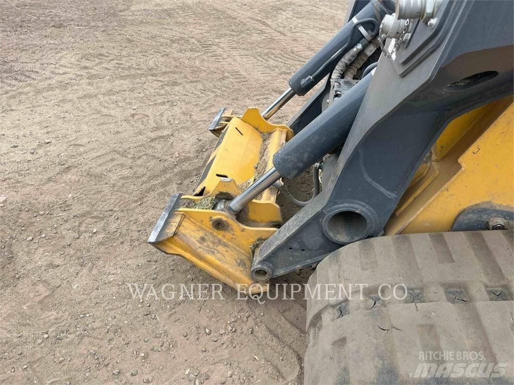 John Deere & CO. 333G Crawler FEL's