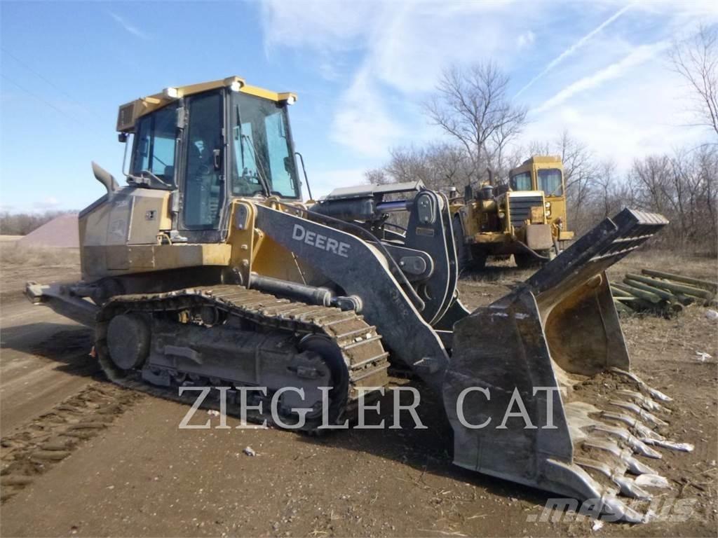 John Deere & CO. 755K Crawler FEL's