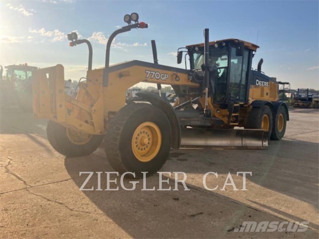 John Deere & CO. 770GP Graders