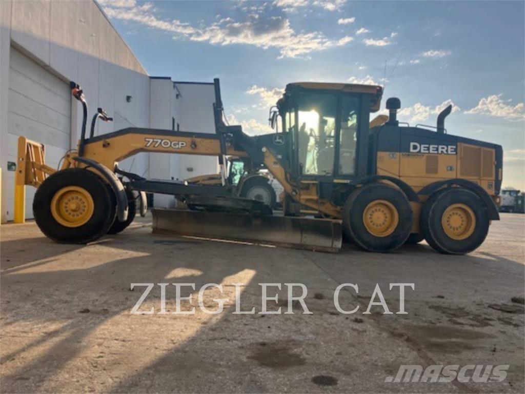 John Deere & CO. 770GP Graders