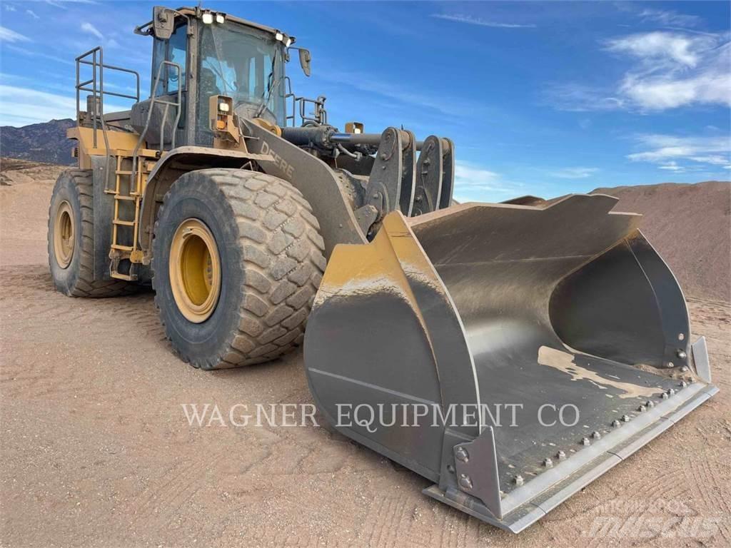 John Deere & CO. 844L Wheel loaders