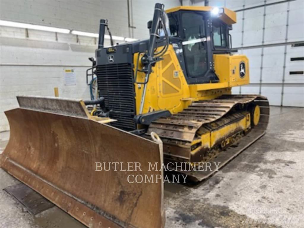John Deere & CO. 850L LGP Crawler dozers