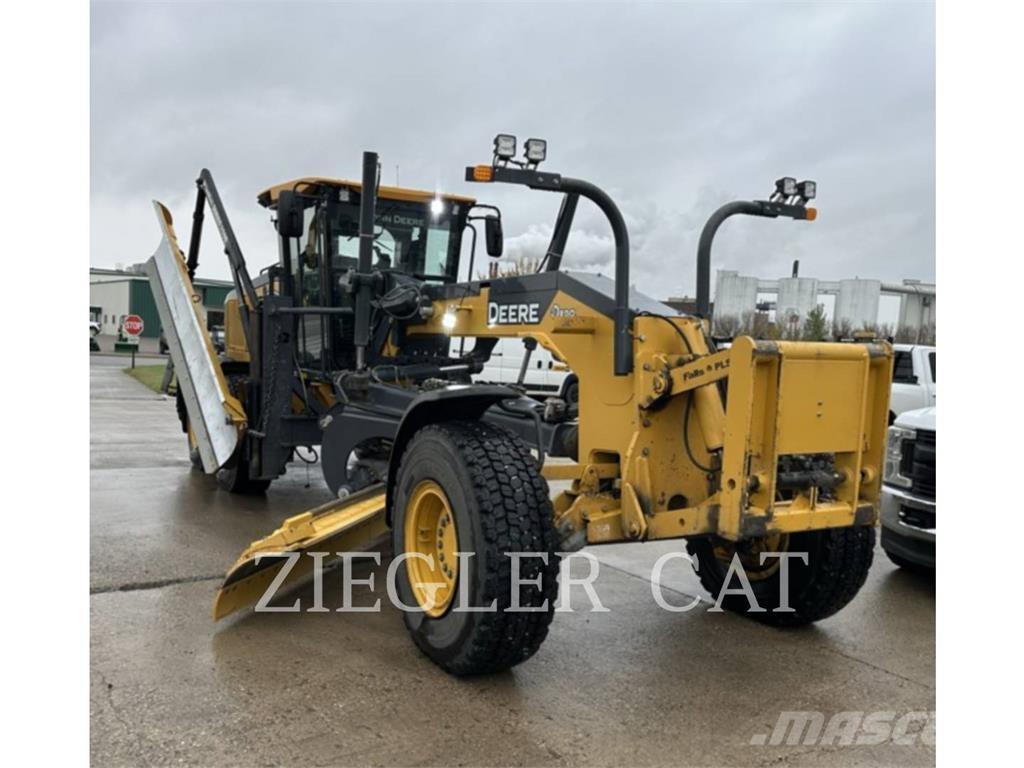 John Deere & CO. 872GP Graders