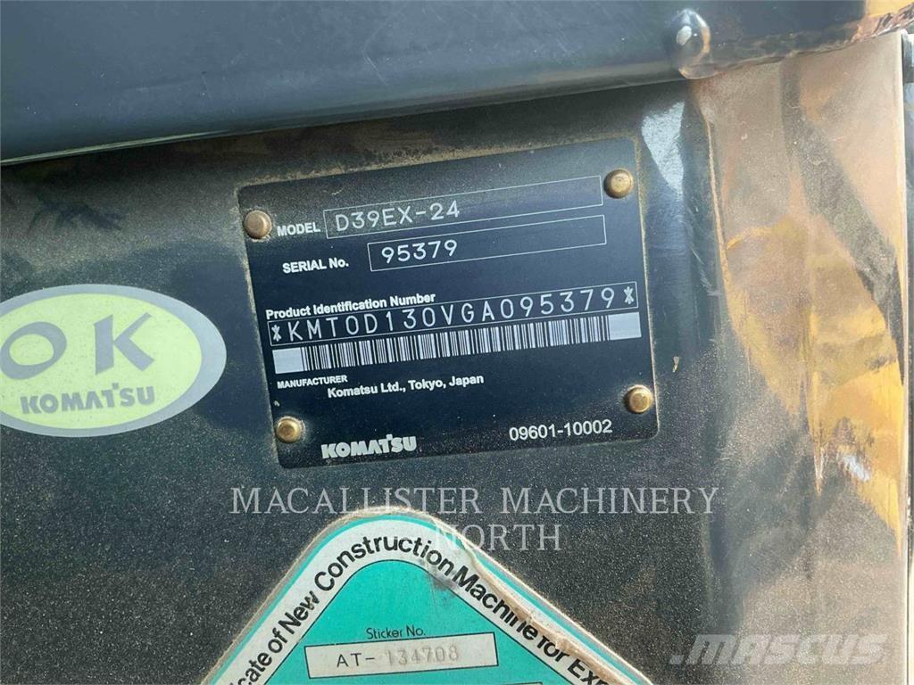 Komatsu D39EX-24 Crawler dozers
