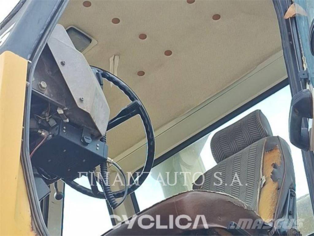 Komatsu HD785-5 Articulated Haulers