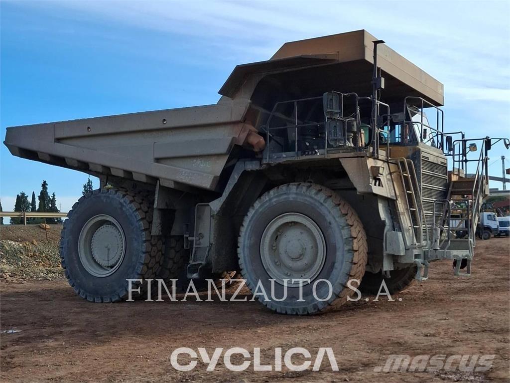 Komatsu HD785-7 Articulated Haulers