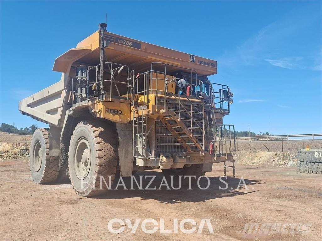 Komatsu HD785-8 Articulated Haulers